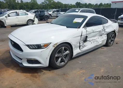 2016 Ford Mustang Ecoboost z USA, uszkodzony, nr VIN 1FA6P8TH2G5236299